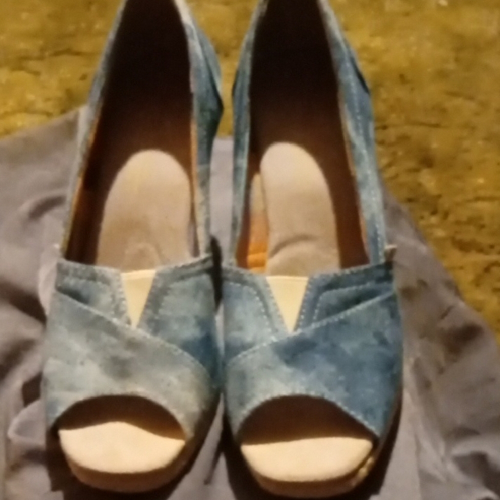 Toms Blue Peep-Toe Heels